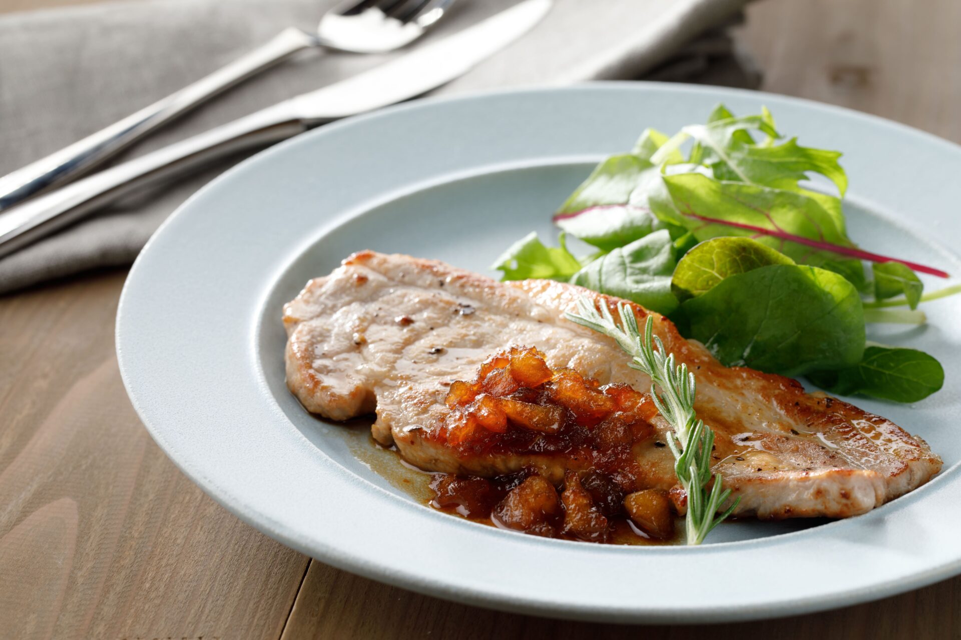 ポークソテー佐渡りんごと佐渡バター風味（2人分）